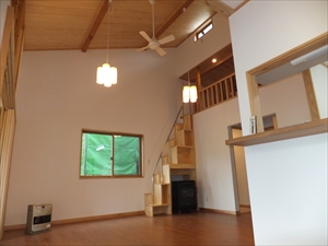 「クラインガルテンやんば」の宿泊棟（交流型）の室内写真